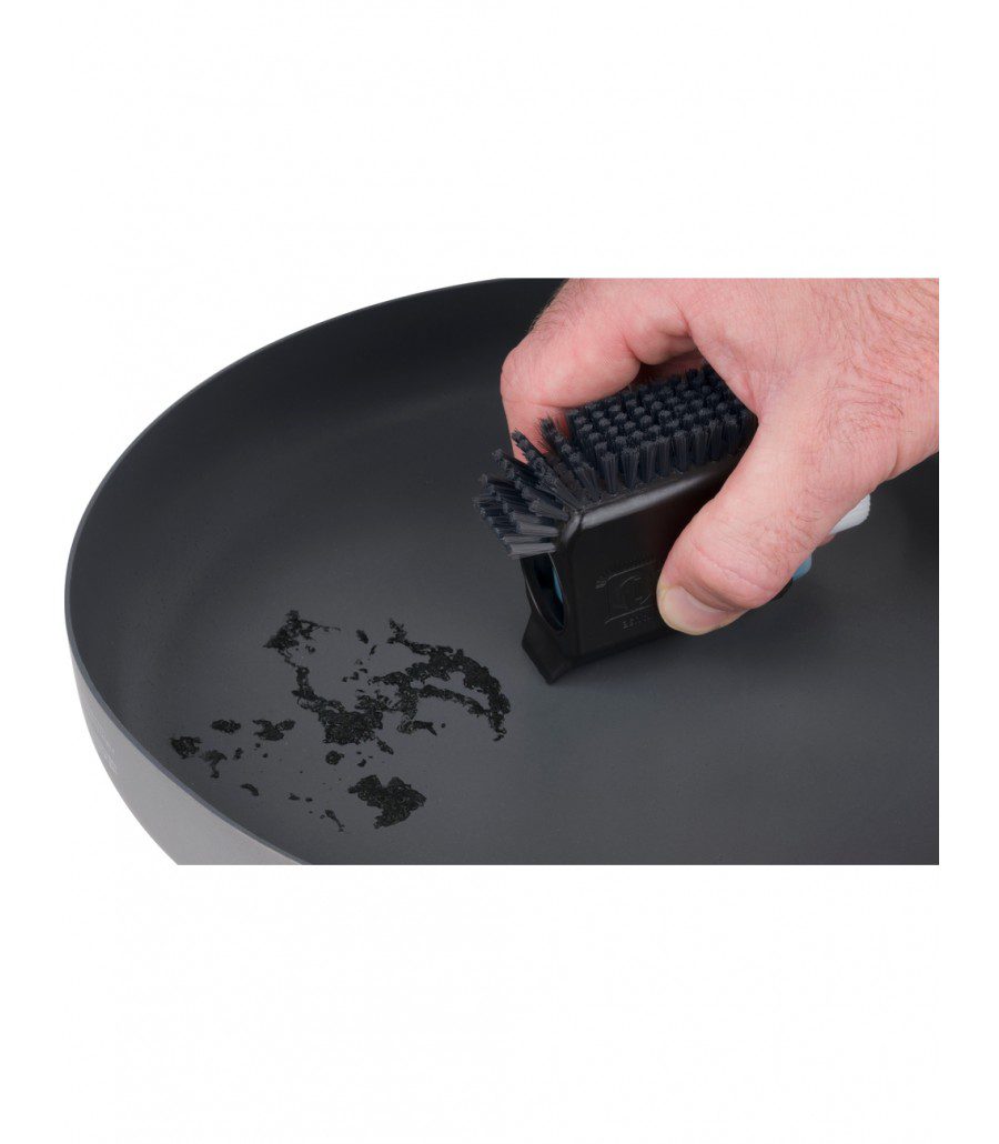 campkitchenpotscrubber-2pieceset-black-07-usp-intergratedscraperanddurablenylonbristles_9327868151530-1000x1300-117d919