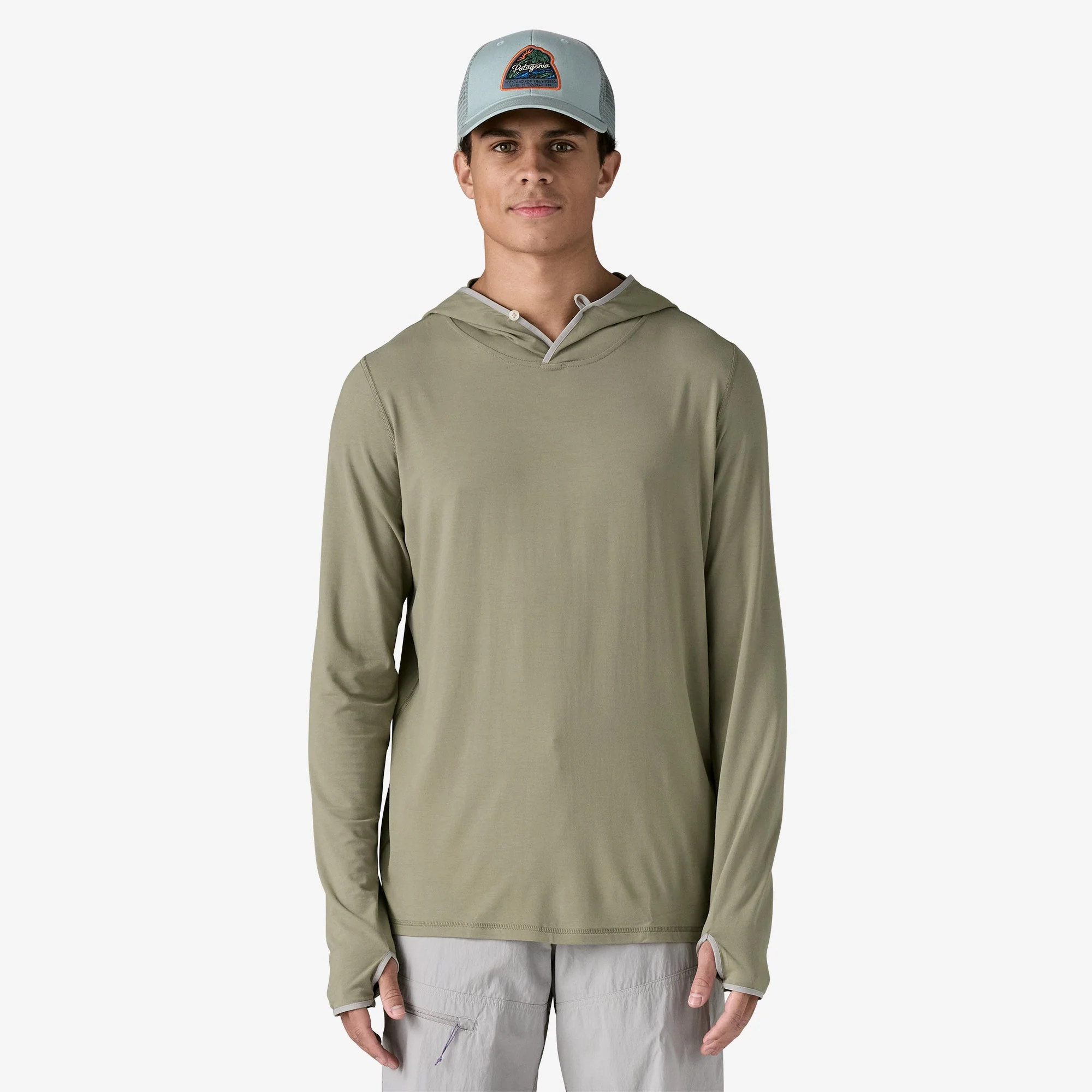 41930_RVGN_BK1