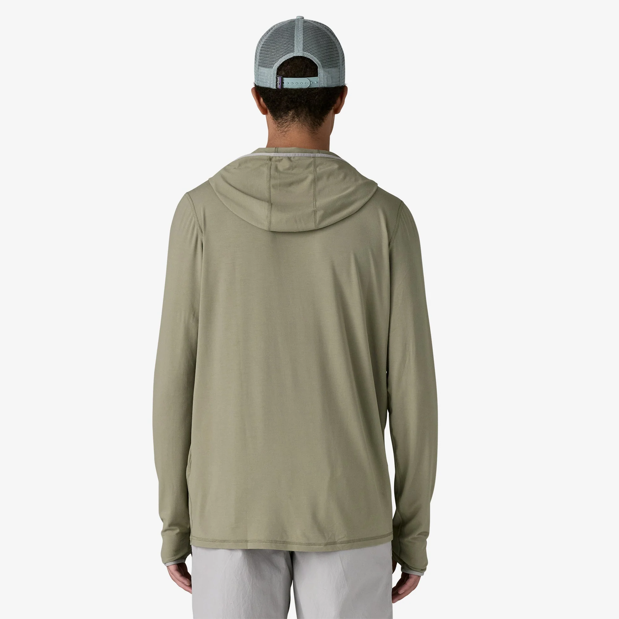 41930_RVGN_BK2