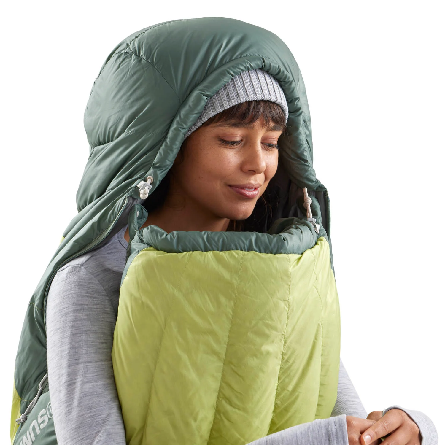 AscentDownSleepingBagWomens-1C-30FRegular_ASL041101-330401_MODEL_3_WBG-1.webp