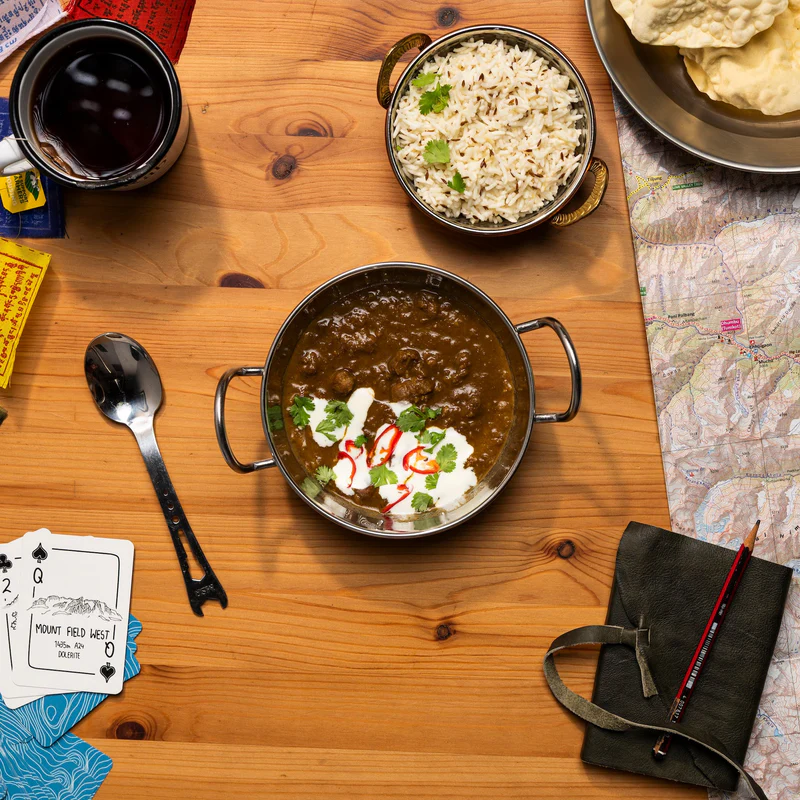 CampersPantry_LG_Dec2025_Indian_Spiced-Chickpea-Curry_TopDown_1240329_800x-1.webp