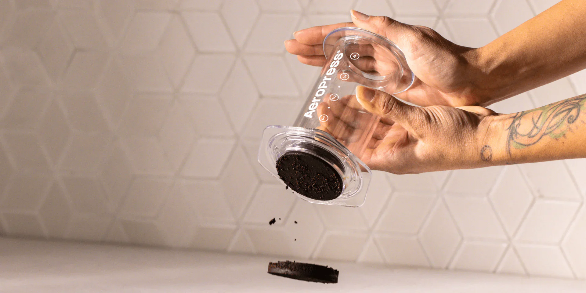 AeroPress Clear Coffee Press - Blue Featured Image 13