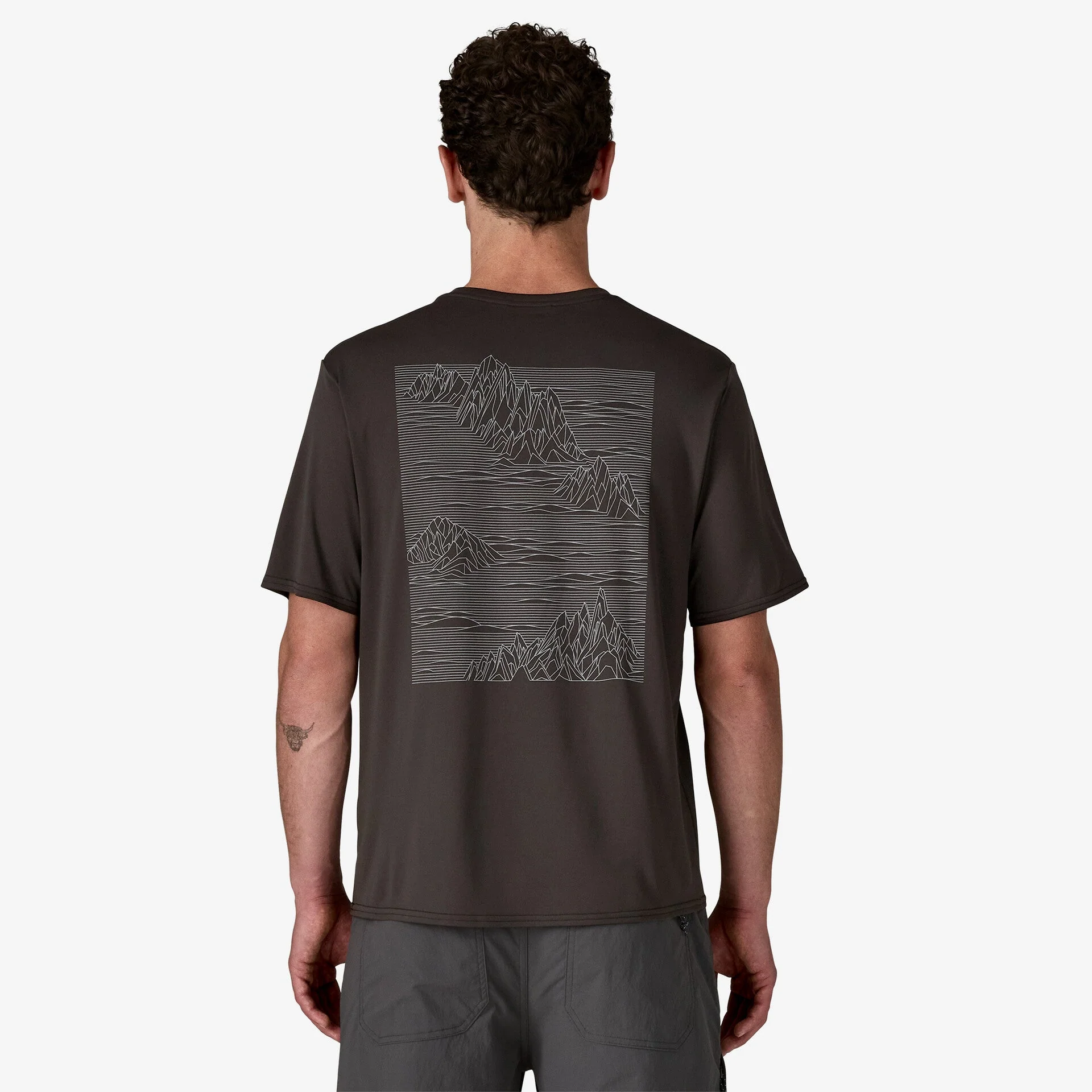 Men’s Cap Cool Daily Graphic Shirt – Strataspire: Black