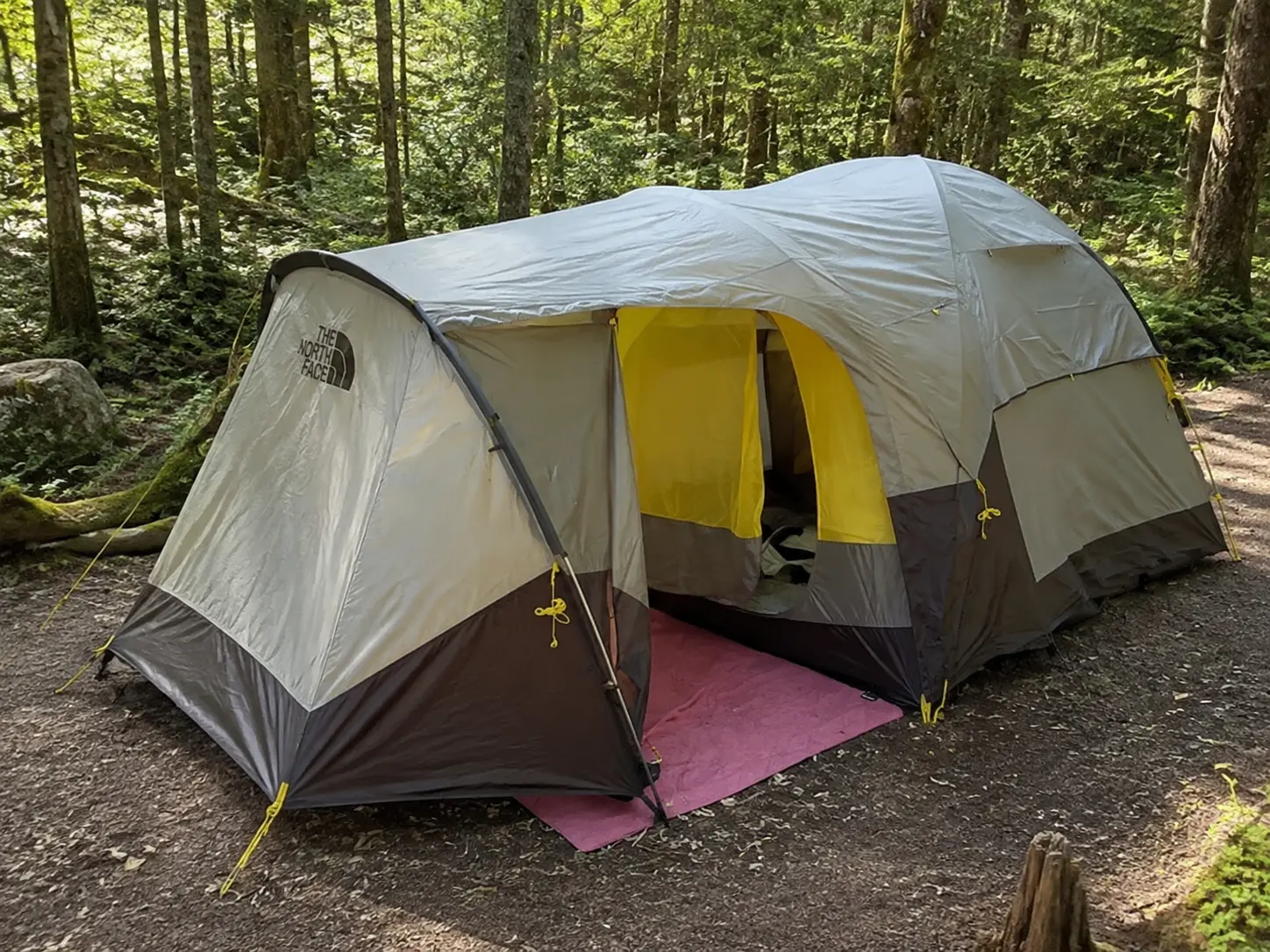How to Choose the Right Tent for Camping